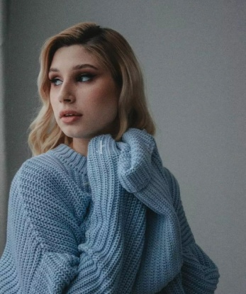 Даша, 20 лет, 1 размер груди